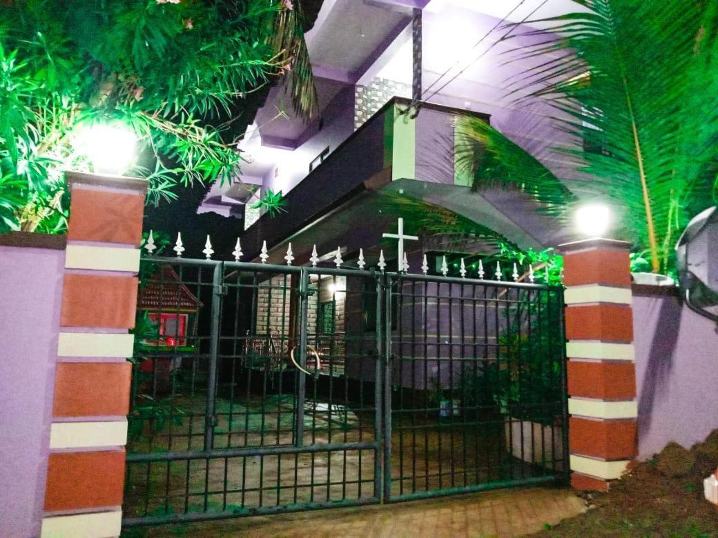 Vian Homestay Honāvar 外观 照片